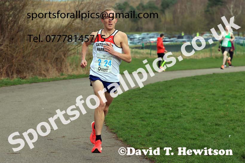 Senior and Veteran Men in the 2024 NECAA Road Relays Champs., Hetton Lyons Country Park, Hetton le Hole, County Durham. Photo: David T. Hewitson/Sports for All Pics